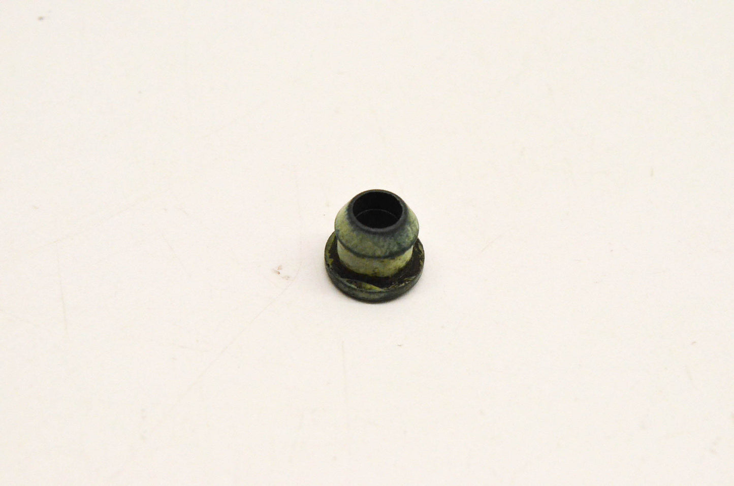 New OEM Husqvarna 5037358-01, 503735801 Fuel Tank Bushing NOS