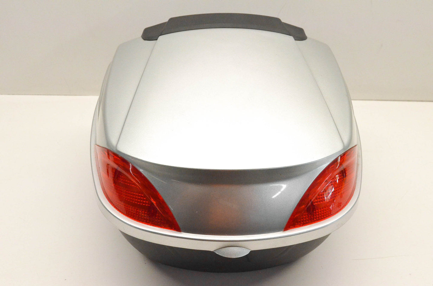 TAOTAO 86-576-82736488, 13736606588 Scooter Storage Trunk Silver