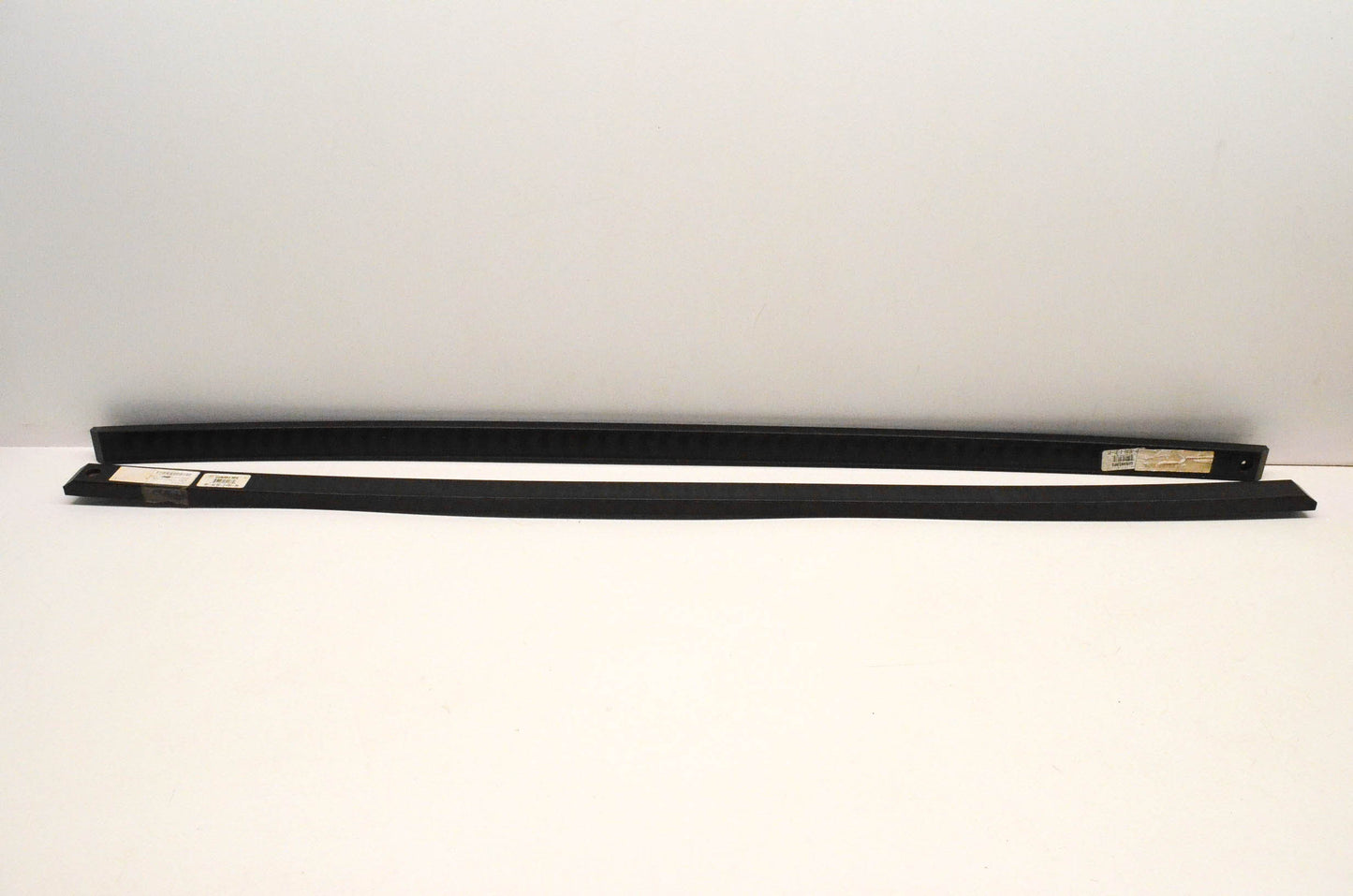 Garland 550-404, 01-52.00-2-01-01 Slide Black Qty 2 NOS