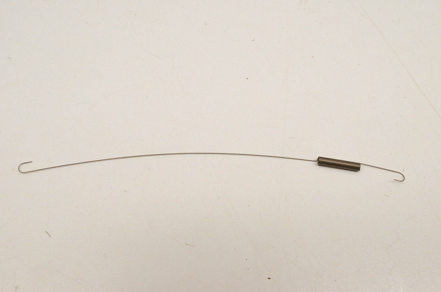New OEM Briggs & Stratton 692207 Governor Link Spring NOS