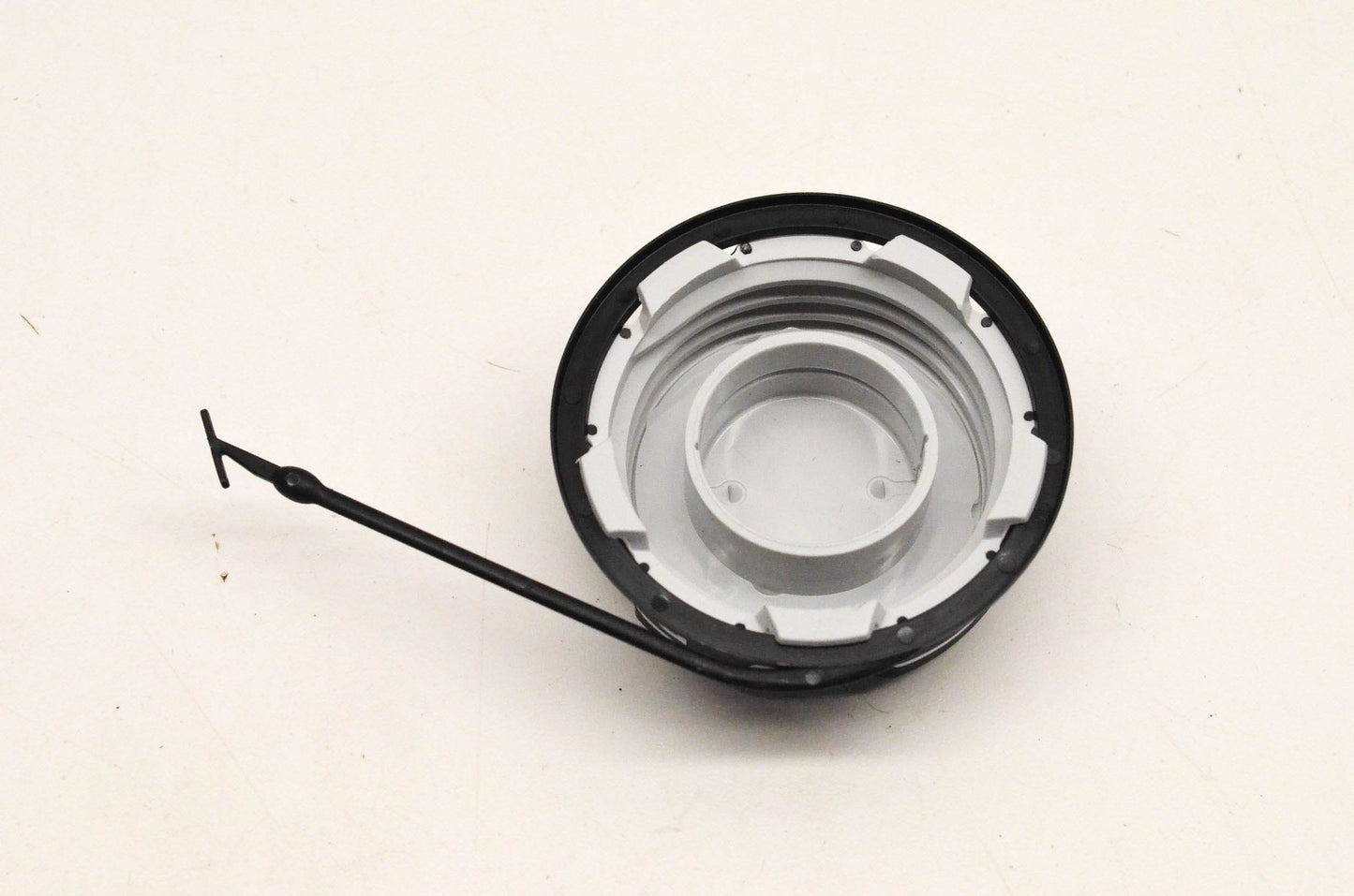 New OEM Briggs & Stratton 699985 Fuel Tank Cap NOS