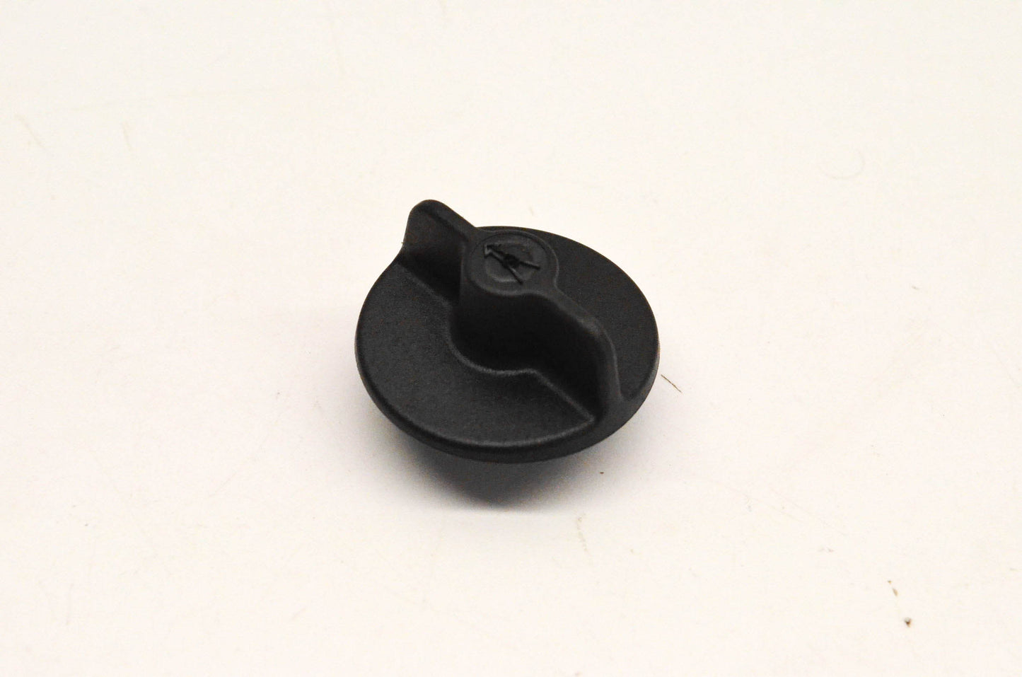 Kohler 2534104-S Air Cleaner Cover Knob NOS
