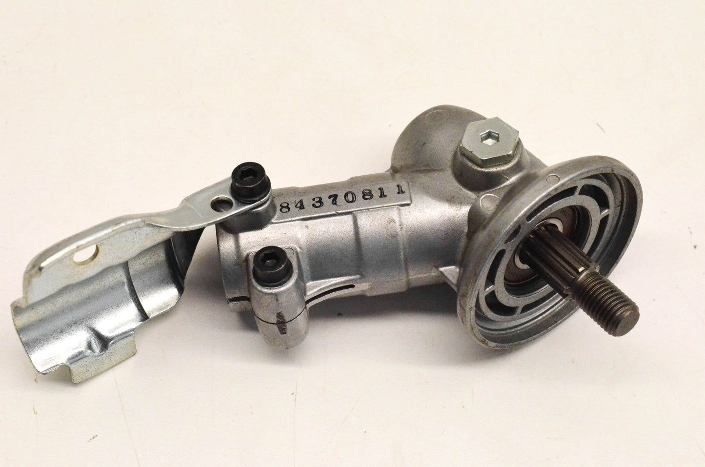 New OEM Husqvarna 5373337, 84370811 Line Trimmer Gearhead NOS
