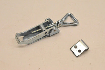 Fisher 95819, 13435A63 Draw Latch NOS