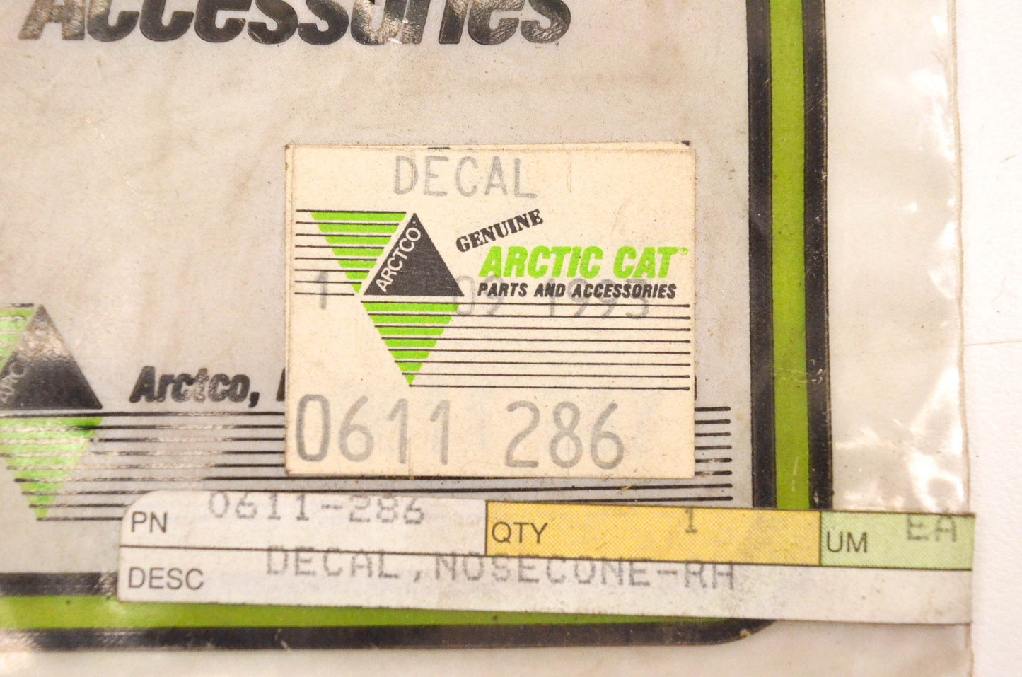 New OEM Arctic Cat 0611-286 Right Nosecone Decal NOS