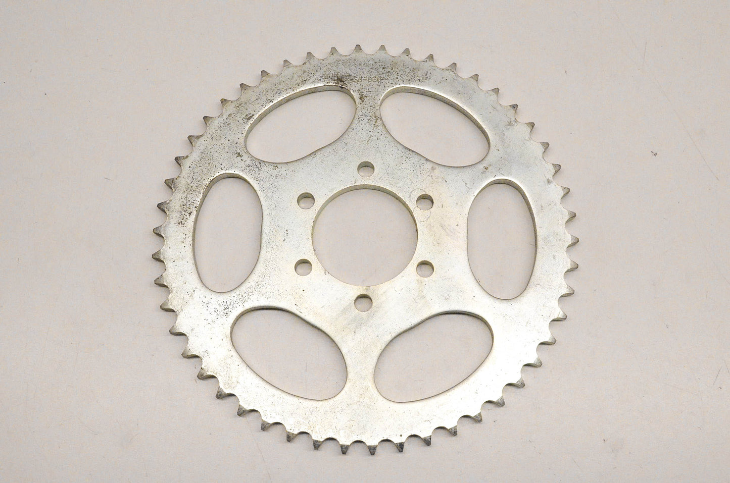 New OEM Suzuki 64511-47001, 50-530 Sunstar Sprocket 50T NOS