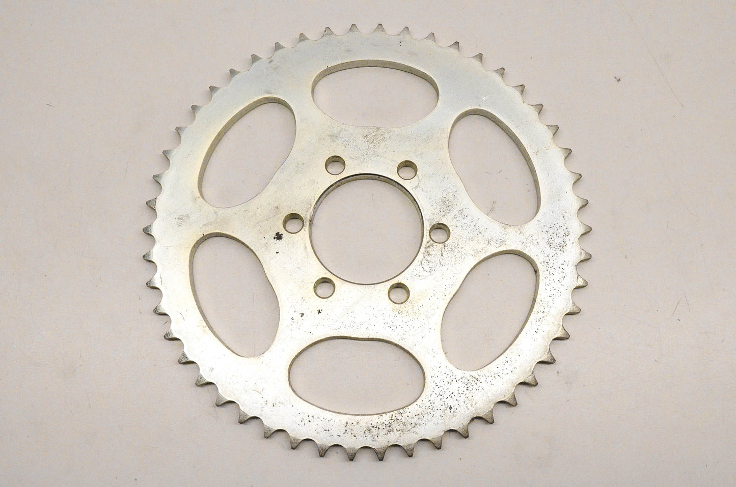 New OEM Suzuki 64511-47001, 50-530 Sunstar Sprocket 50T NOS
