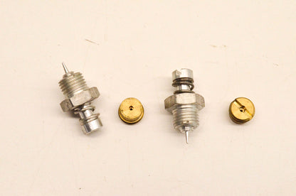 New OEM Briggs & Stratton 299060 Valve QTY 2 NOS