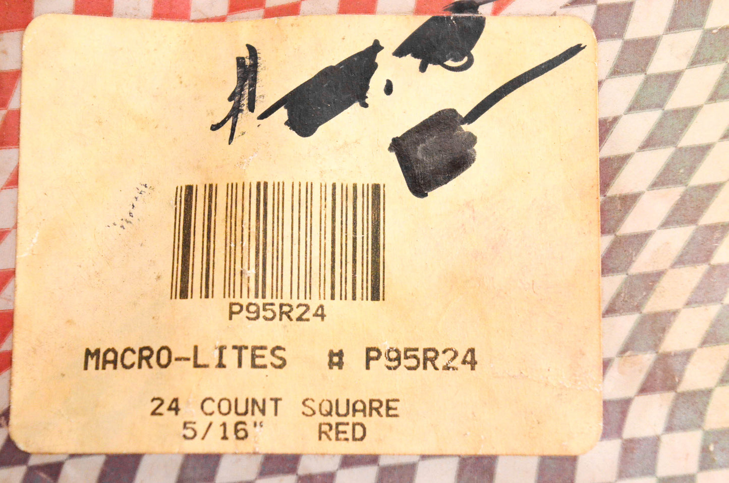 Saber P95R24 5/16" Red Square Backer Kit NOS