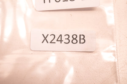 GMC X2438B Owners Manual 2004 Envoy XL
