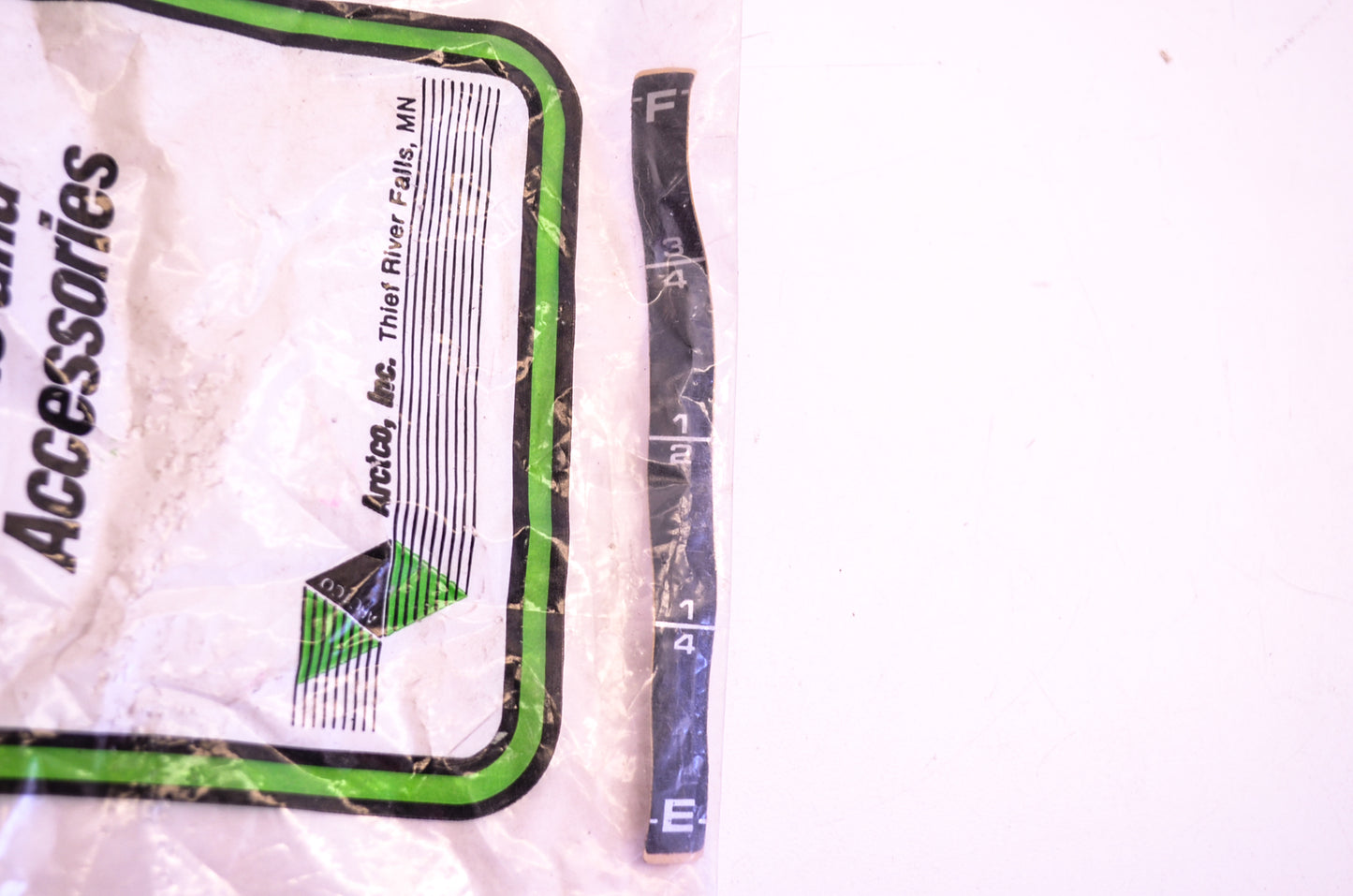New OEM Arctic Cat 0611-083 Oil Gauge Decal NOS