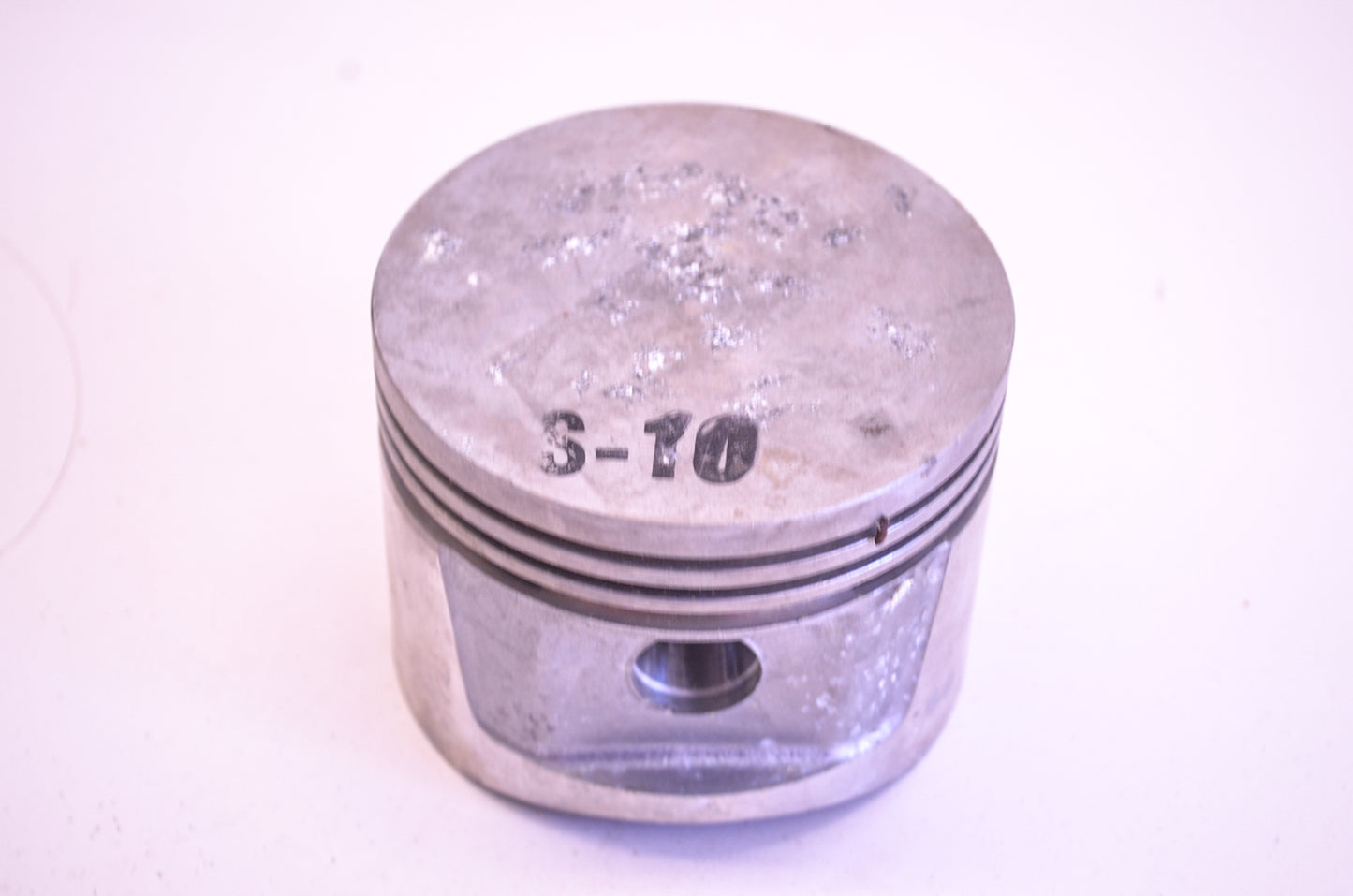 Wisconsin DB-233-S10 Piston NOS