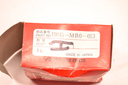 OEM Honda 19045-MB0-013 Radiator Cap NOS