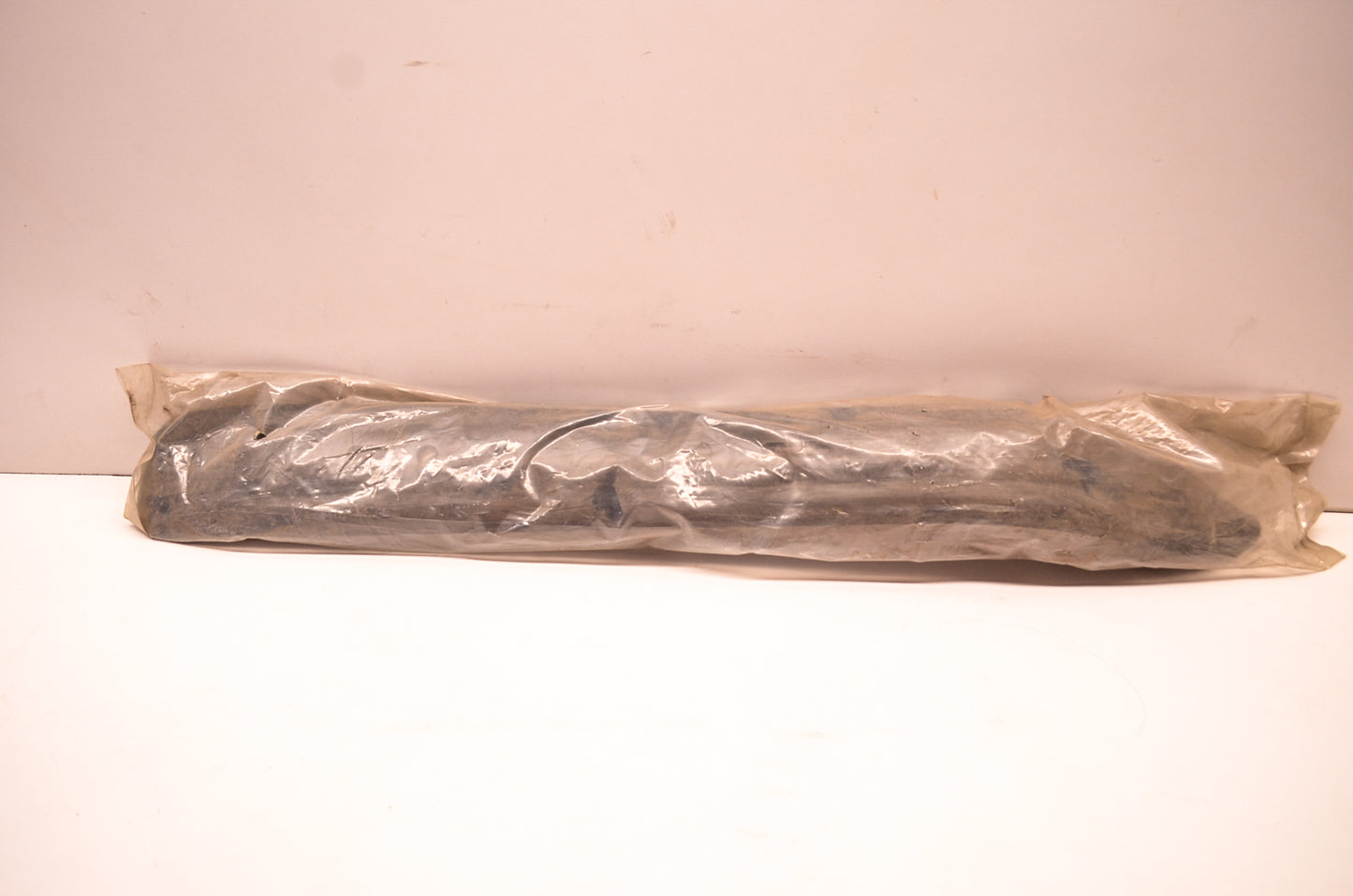 New OEM Yamaha 8CV-23732-10-BK Runner NOS