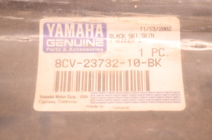 New OEM Yamaha 8CV-23732-10-BK Runner NOS