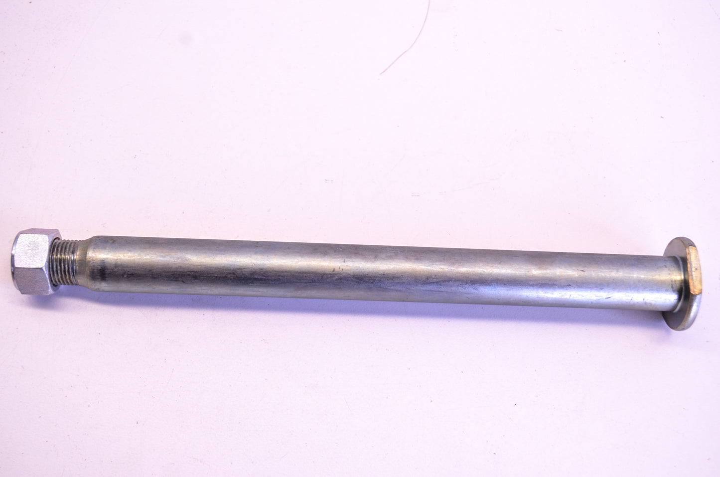 Suzuki 64711-37F00 Axle NOS