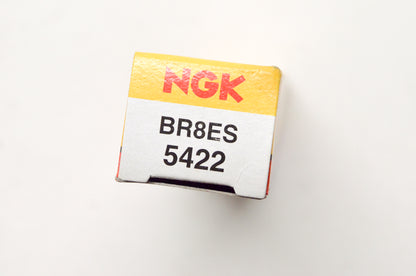 NGK BR8ES, 5422 Spark Plug Qty 3 NOS