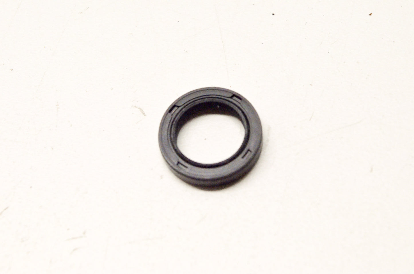 OEM Honda 91208-611-005 14x20x4 Oil Seal NOS