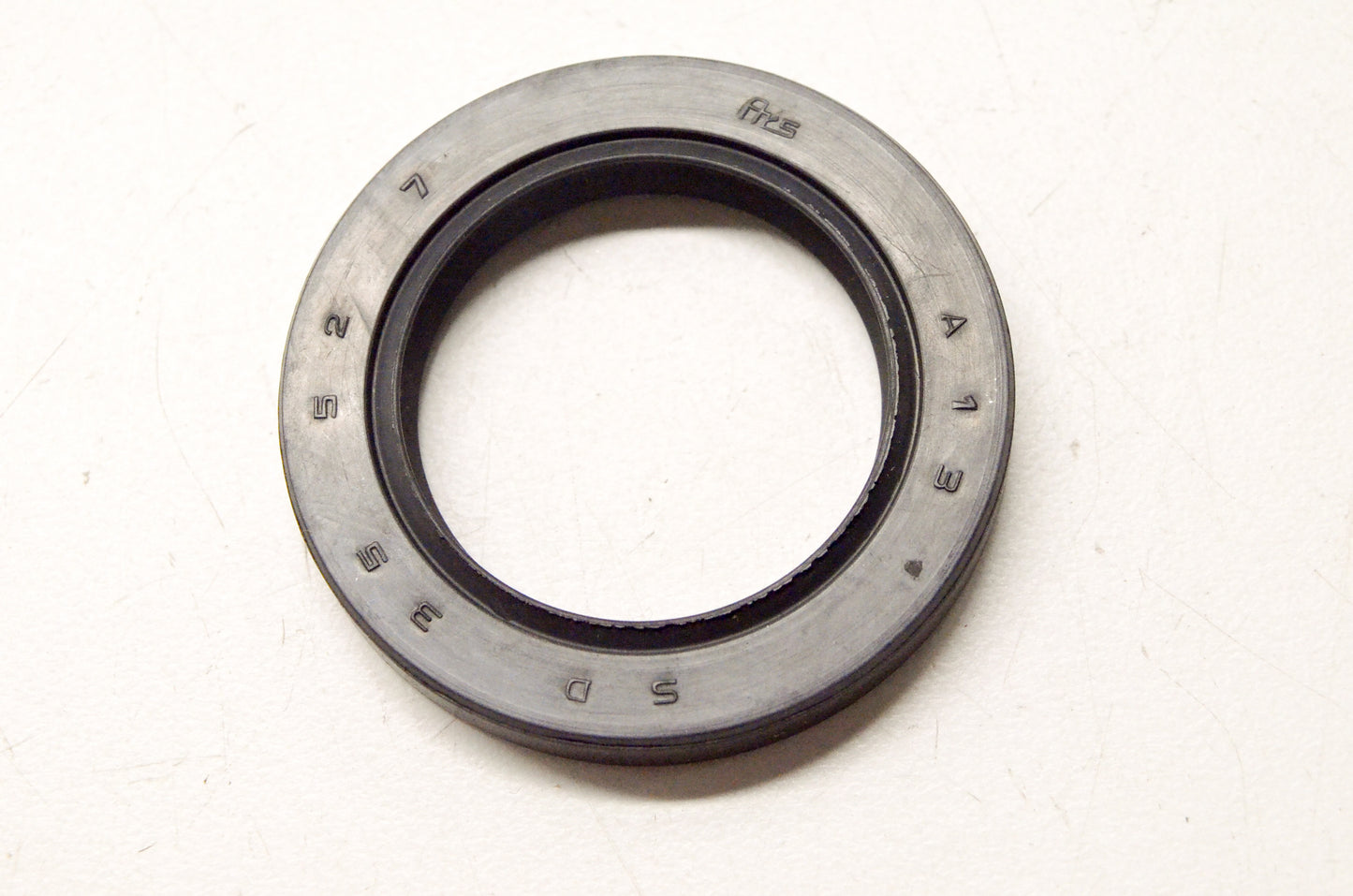 OEM Honda 91201-937-000 35x52x7 Oil Seal NOS
