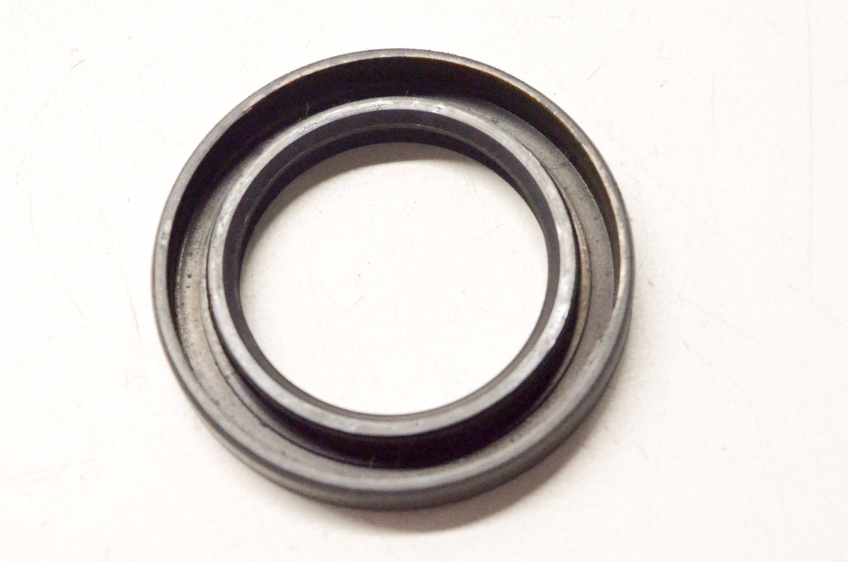 OEM Honda 91201-937-000 35x52x7 Oil Seal NOS
