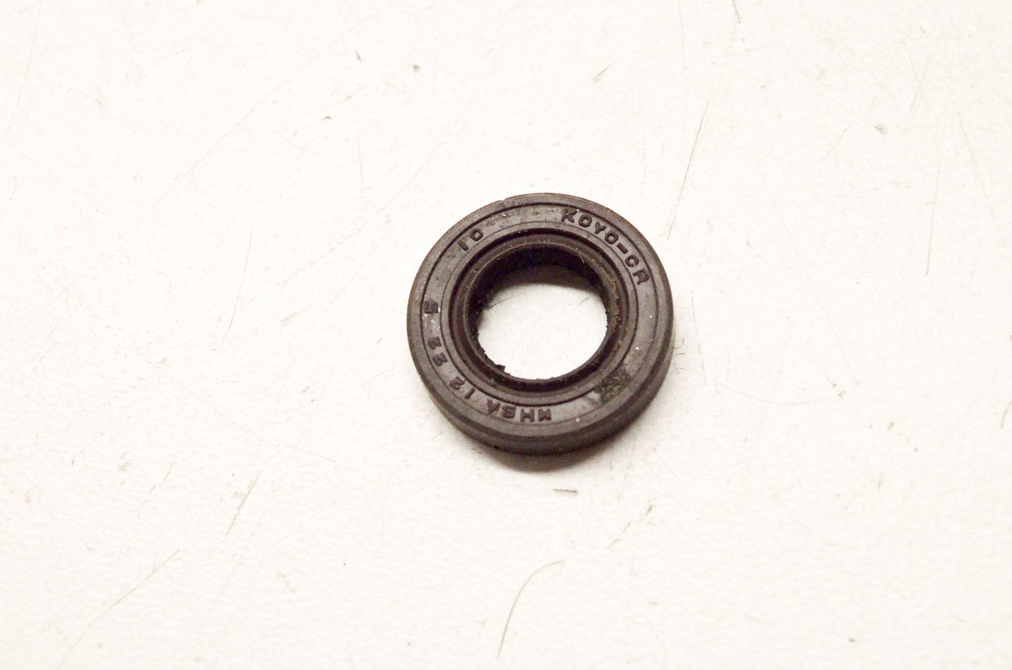 OEM Honda 91202-HC4-005 12x22x5 Oil Seal NOS