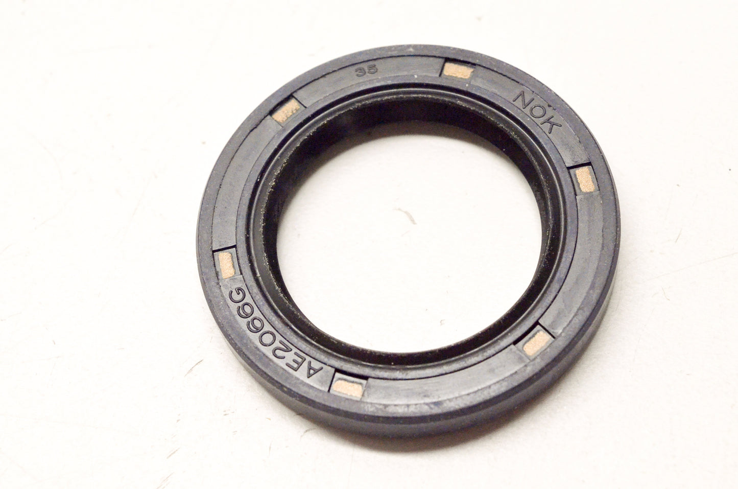 OEM Honda 91201-402-015 35x52x7 Oil Seal NOS