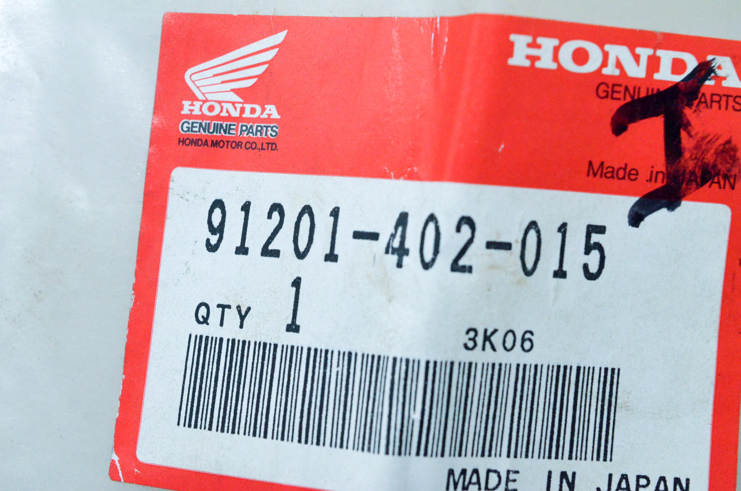 OEM Honda 91201-402-015 35x52x7 Oil Seal NOS