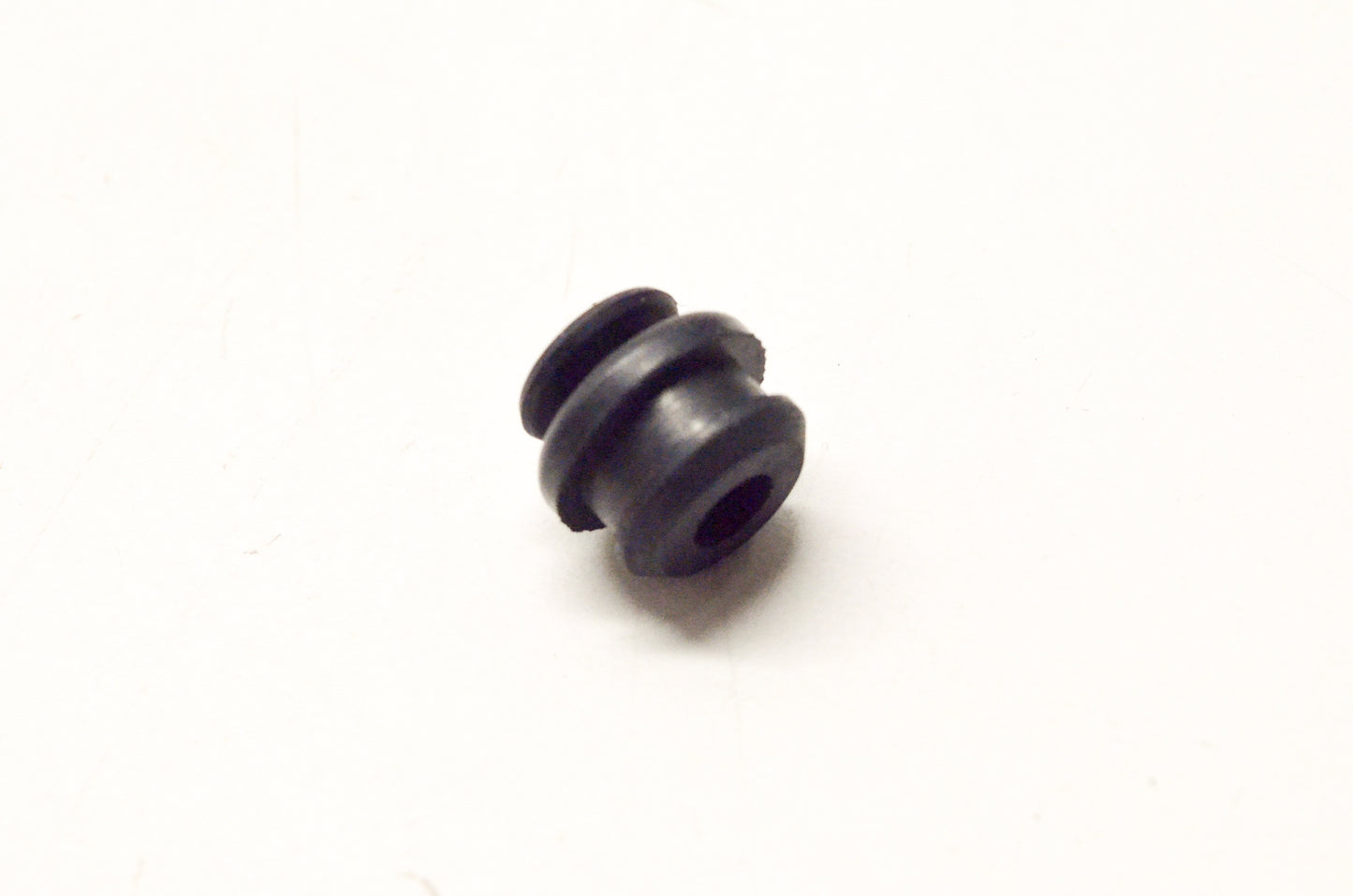 OEM Honda 44602-VM0-000 Wheel Hub Grommet NOS