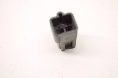 OEM Polaris 4040024 Dual Female Housing NOS