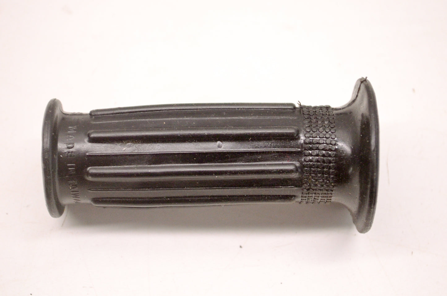 OEM Suzuki 57211-04410 Left Grip NOS