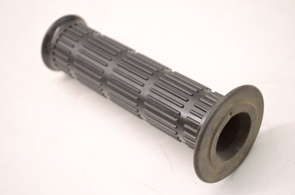 OEM Kawasaki 46061-018 Right Grip NOS