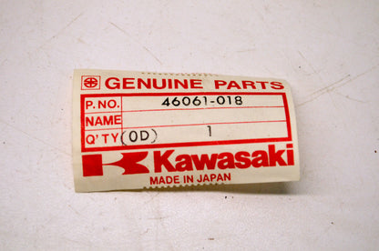 OEM Kawasaki 46061-018 Right Grip NOS