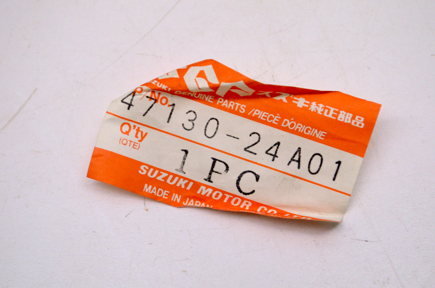 OEM Suzuki 47130-24A01 Cowling Bracket NOS