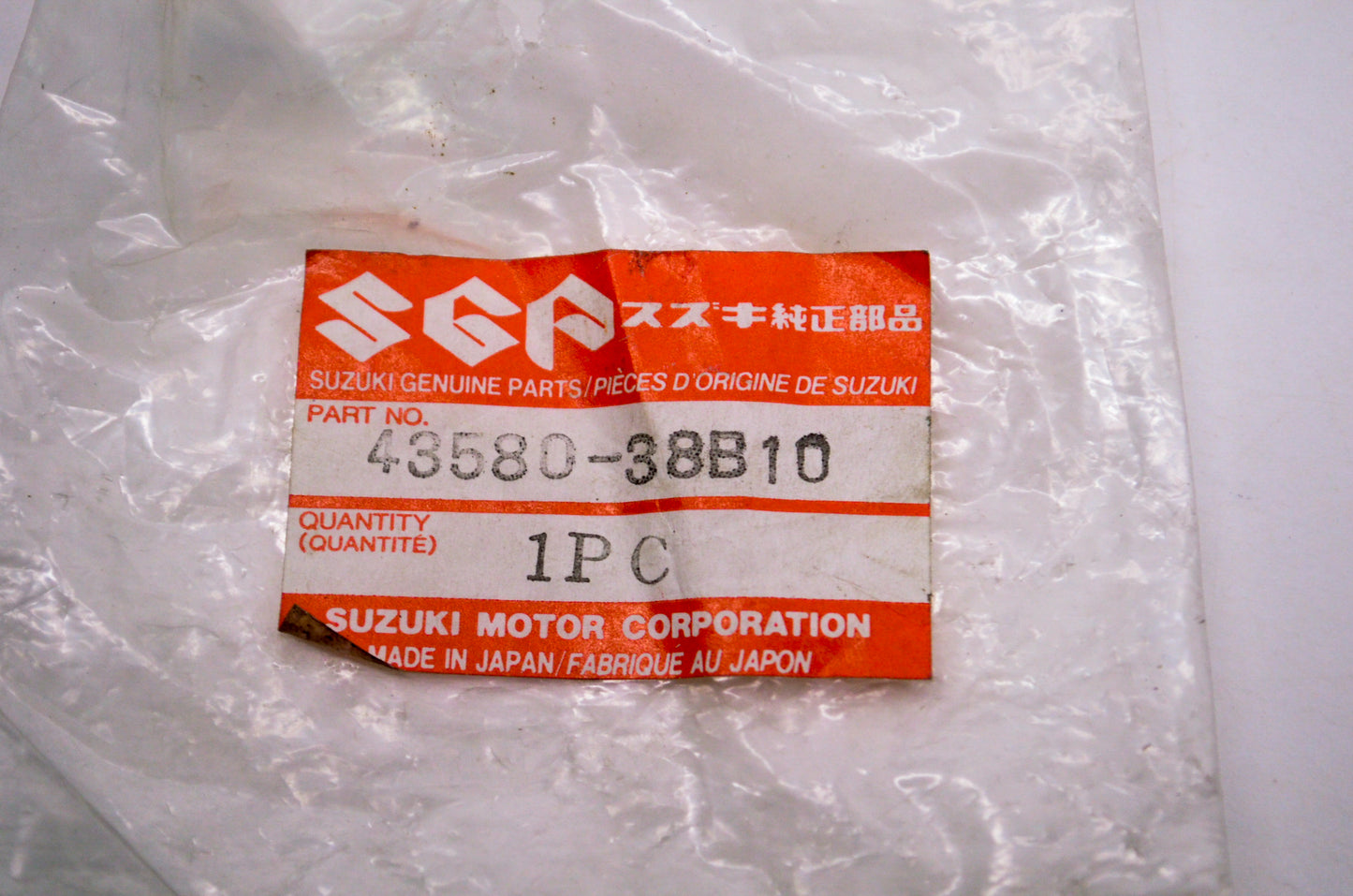 OEM Suzuki 43580-38B10 Footrest Plate NOS