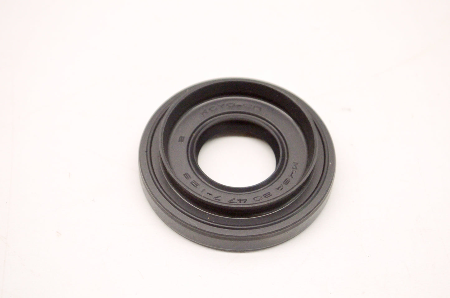OEM Suzuki 09283-20047 Oil Seal NOS