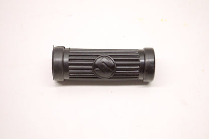 OEM Suzuki 26352-01000 Kick Rubber NOS