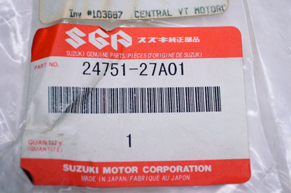 OEM Suzuki 24751-27A01 Retaining Plate NOS