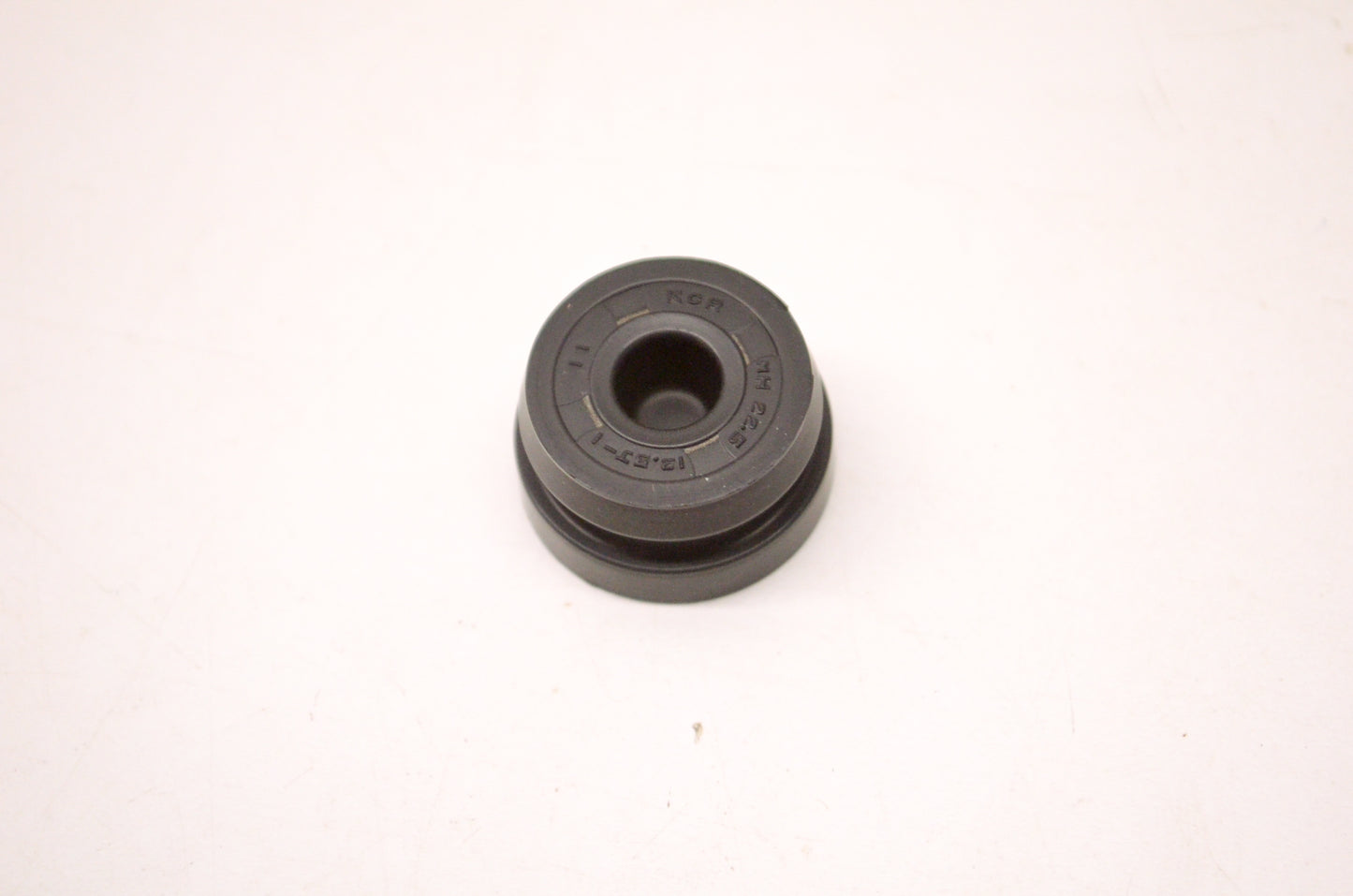 OEM Suzuki 11145-41B01 Cylinder Head Cap NOS