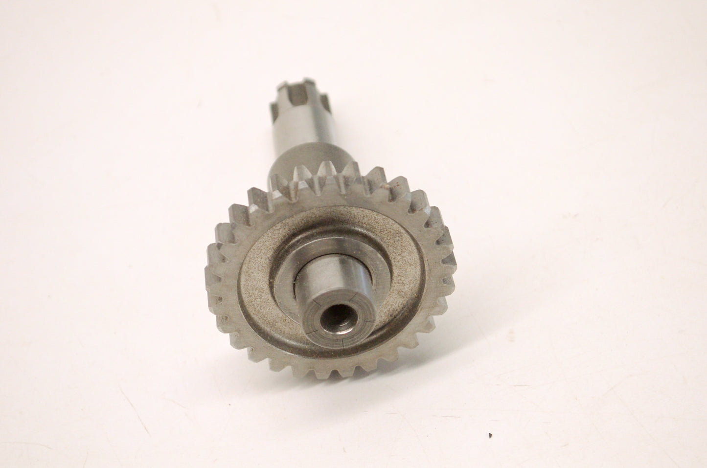 OEM Suzuki 24130-04400 Trans Gear Shaft NOS