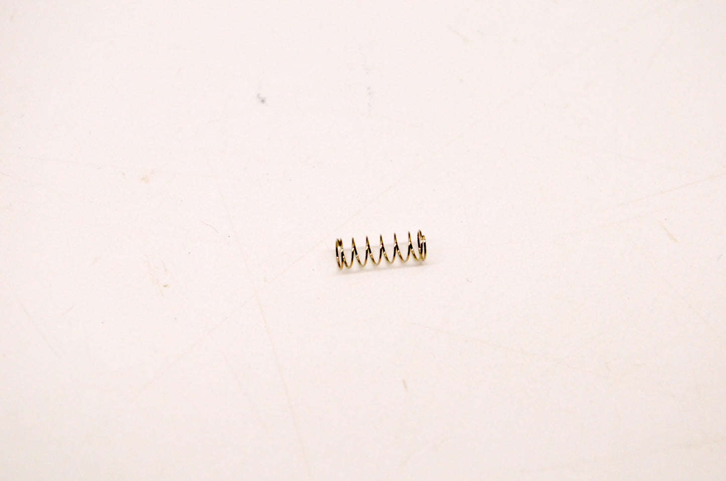OEM Suzuki 13481-33E00 Spring NOS