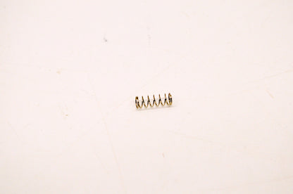 OEM Suzuki 13481-33E00 Spring NOS