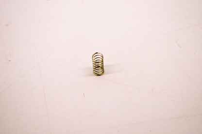 OEM Suzuki 13481-33E00 Spring NOS