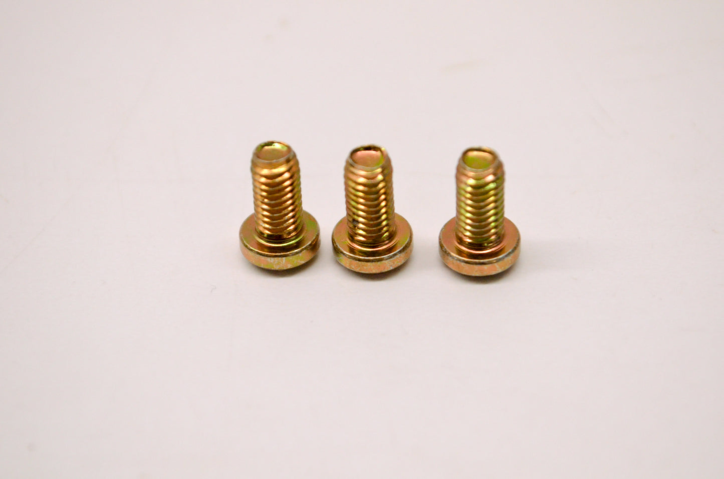 OEM Arctic Cat 0623-526 Self Tapping Screw 10-32x.375 QTY 3 NOS