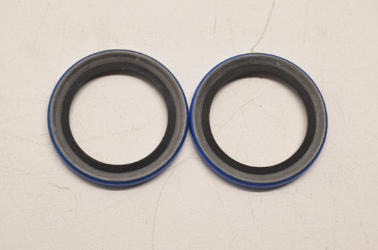 CR 14775 Oil Seals Qty 2 NOS