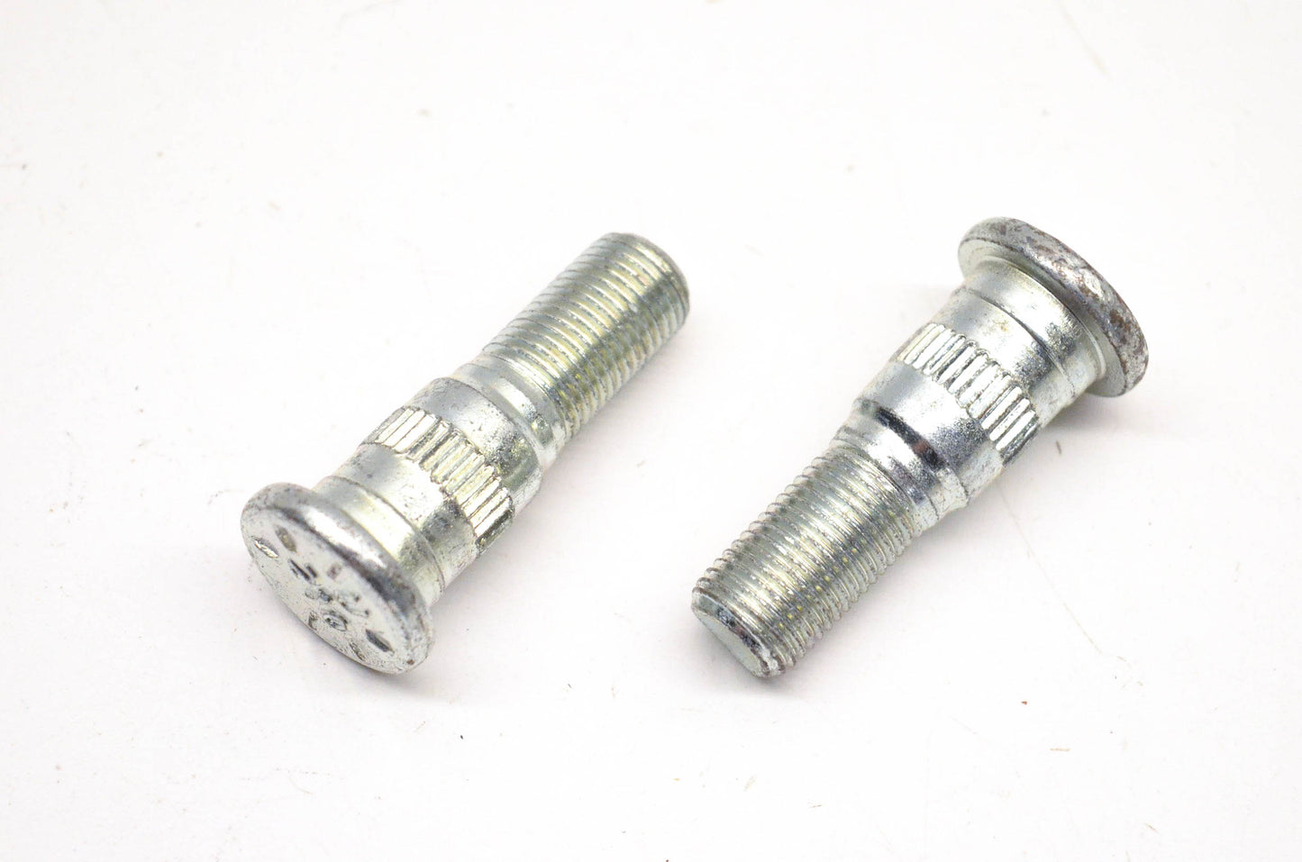 Wagner BD61246 Wheel Lug Studs Qty 2 NOS