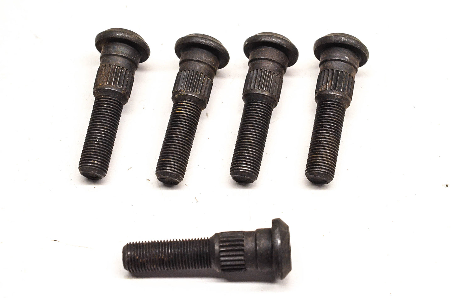 EIS D7097 Wheel Lug Studs Qty 5 NOS