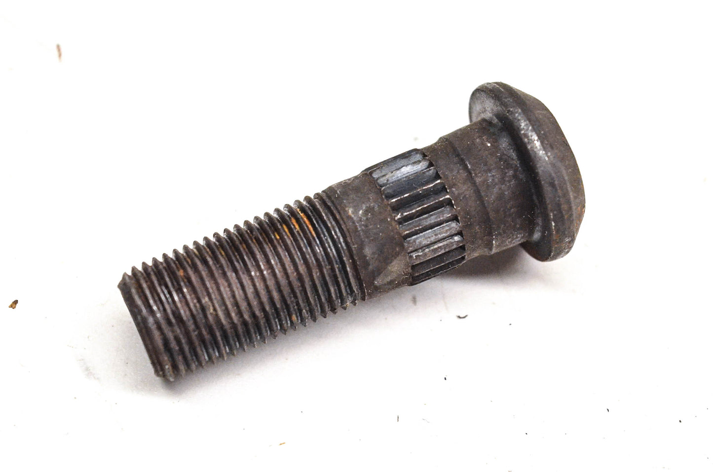EIS D7109 Wheel Lug Stud NOS