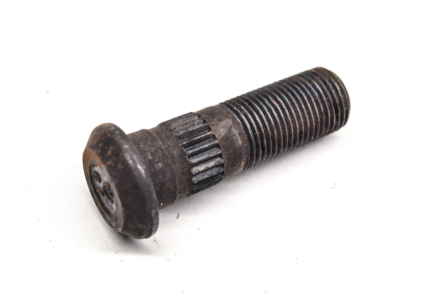 EIS D7109 Wheel Lug Stud NOS