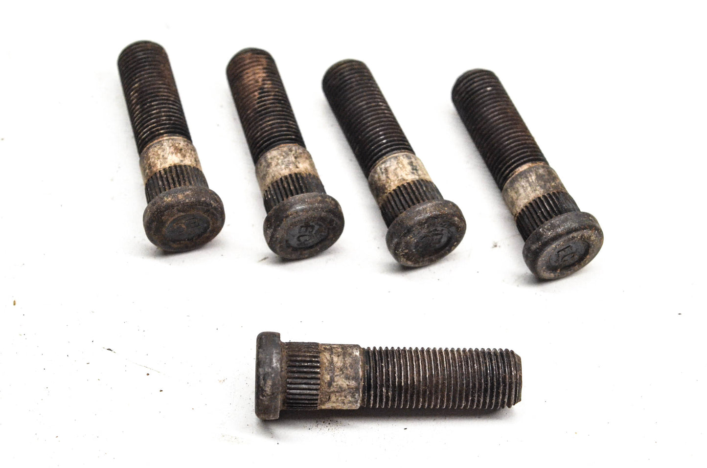 Niehoff NC-5022B, D7071 Wheel Lug Studs Qty 5 NOS