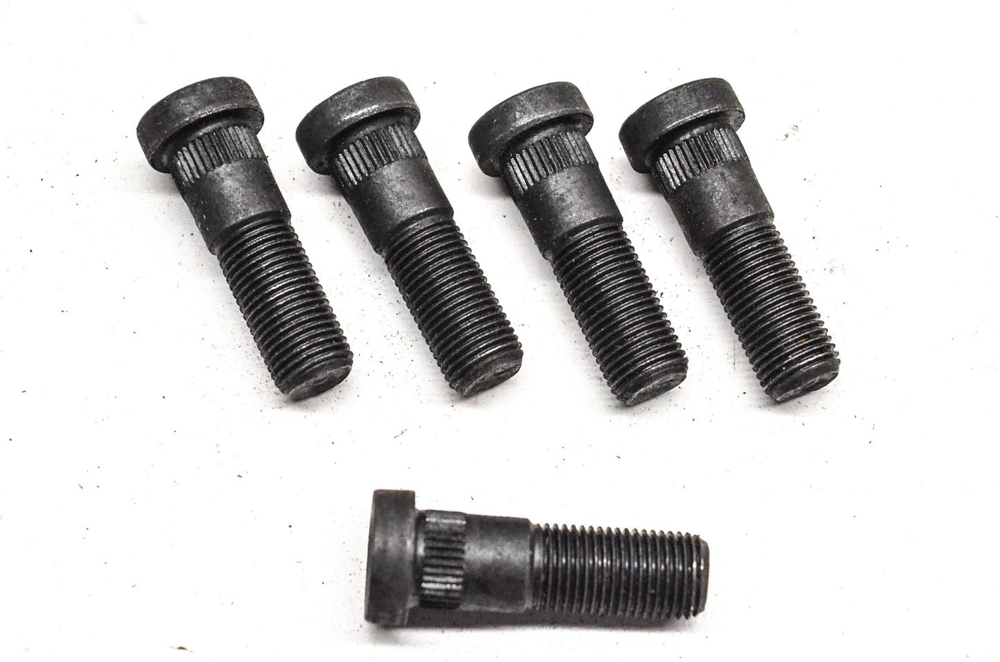 Niehoff NC-3504B, D7077 Wheel Lug Studs 1/2"-20 Qty 5 NOS